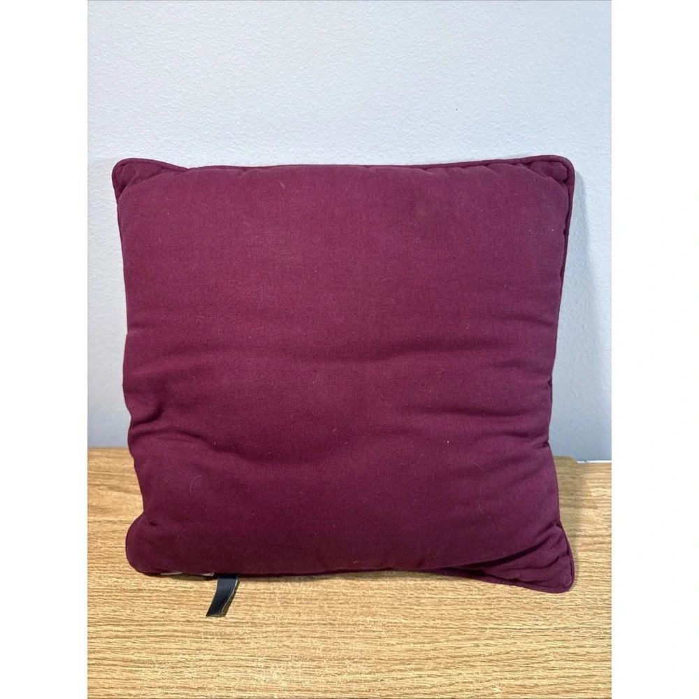 Vintage Holiday Throw‎ Pillow Three Geese